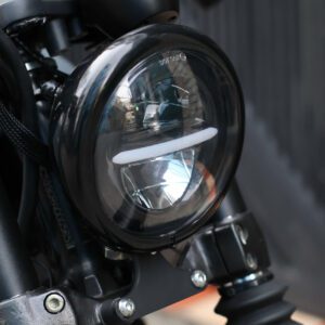 SET ĐÈN PHA DAYMAKER 5.75 INCH KIỂU TRIUMPH BOBBER