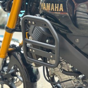 KHUNG ĐỠ TÚI BÌNH XĂNG YAMAHA XSR155